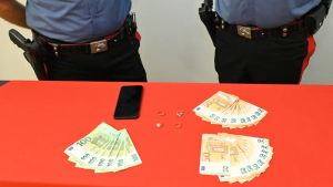 Udine, truffa dell’incidente alla figlia: anziana consegna oro e contanti, arrestato un giovane