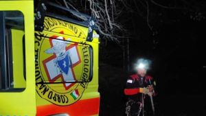 Lecco, tre escursionisti dispersi e un ferito: doppio intervento di salvataggio in notturna