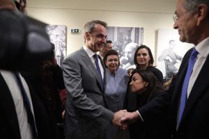 Σχέδιο με κορόιδα