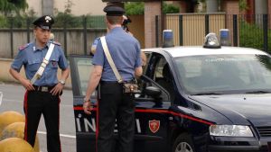 Cassano d'Adda, gambizzato da un uomo in moto mentre passeggia col cane