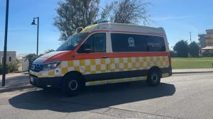 Jesolo, una donna muore in spiaggia dopo il malore: inutili i soccorsi