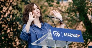 Ayuso: “Sánchez está obsesionado conmigo. Yo, si fuese Begoña, me mosquearía”