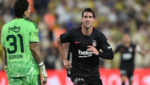 Fenerbahçe'de İsmail Kartal ne yaptıysa iyice aşağı çekti: Itailano adeta ders verdi 5 Eylül 2026