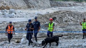 Death toll in Nepal flash floods rises to 1,344, around 5000 still missing | Top updates