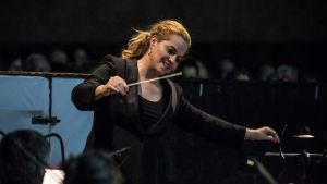 La sfida di Speranza Scappucci: “Portare la musica fuori dalle élite”