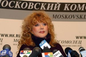Стала тысячной: опровергнута легенда награды Пугачевой Горбачевым