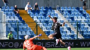 Calcio serie C. Favolosa Dolomiti, resta in dieci ma rimonta e batte la Giana Erminio