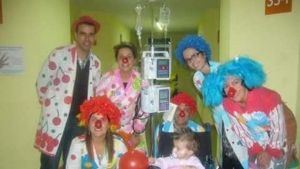 Grafitis de Poch y con el pequeño Manu Barrera en el recuerdo: el HUCA incorpora un gimnasio para niños enfermos de cáncer