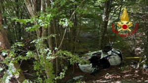 I rally finiti in tragedia. Fuori pista, muore il copilota. E a Trapani auto sul pubblico