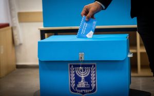 High Court dismisses petition by Israeli expats who were stripped of voting rights