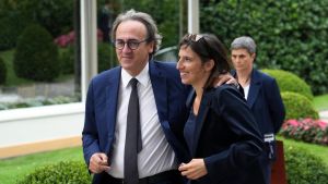 L’opposizione al Forum di Cernobbio. Ma il sondaggio in platea boccia il campo largo