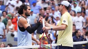 US Open 2026: Carlos Alcaraz beats Tommy Paul, Ben Shelton ends Stefanos Tsitsipas' resurgent run
