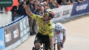 Magistral Van Aert
