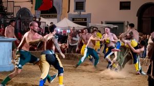 Gioco del Pozzo, Santa Maria trionfa: settima Mezzina per i gialli