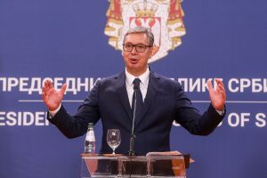 Vučić: Sahranjivaćemo naše ljude kako dolikuje, briga nas šta kaže Marta Kos ili neko drugi