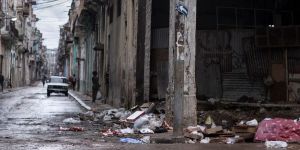 El huracán que destruye La Habana se llama castrismo