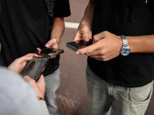 Établir des zones interdites aux smartphones, quelle bonne idée !