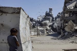 À Visa pour l’image, le photographe palestinien Khames Alrefi ouvre les yeux du monde sur les souffrances à Gaza