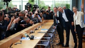 Opomena za Merca: Šta je doprinelo rekordnom izbornom rezultatu desničarske stranke AfD?