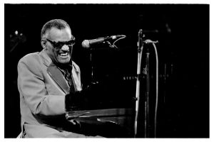 En 1981, la légende Ray Charles fait chavirer la Fête de l’Humanité avec ses plus grands tubes
