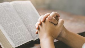 Lag deg gode vaner med bibel og bønn