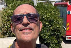 Addio a Dani Marinelli: il vigile del fuoco di Livorno trovato morto in casa a 57 anni