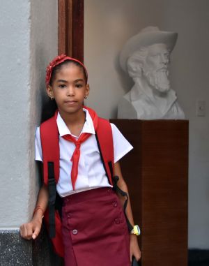 Un timbre que desafía los retos: Inicia el curso escolar 2026-2027 en Cuba