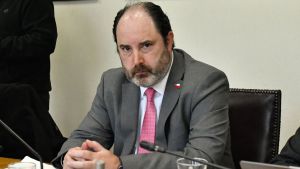 Crisis de desempleo: El talón de Aquiles de La Moneda que enreda al ministro Tomás Rau Por Ignacia Munita Por Benjamín Astudillo 7 Sep. 2026, 5:59 pm 4 min Compartir