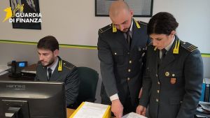 Finanza, blitz contro la criminalità. Tra gli indagati c’è un valdarnese