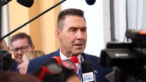 I gappisti anti Vannacci gli fanno solo altra pubblicità
