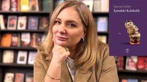 Elinden kitap düşmeyen bir annenin kızı olmak!