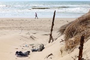 « Il y a de grands absents dans ce procès » : des passeurs présumés jugés à Paris pour le naufrage de migrants le plus meurtrier dans la Manche