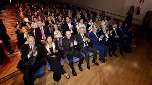 Barbón llama a impulsar el autogobierno de Asturias y a “emburriar con unidad a favor de la tolerancia, la solidaridad y la libertad”