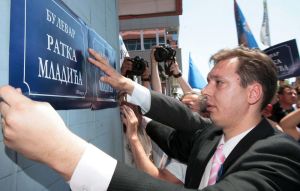 „Od skidanja ljage sa Srbije do gnusng čina“: Kako su Aleksandar Vučić i drugi političari 2011. reagovali na Mladićevo hapšenje?