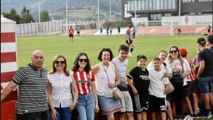 Así fue el entrenamiento a puertas abiertas en Mareo y la opción que plantea Larcamón ante el Eldense: Konrad, Gelabert y Sarco, nombres propios