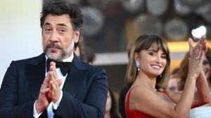 Javier Bardem e Penélope Cruz, la coppia dei sogni non sa proteggersi e va in crisi in una villa dalle pareti di vetro