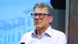 Flat tax, pensioni e quota 100mila per gli autonomi, l'agenda di Giorgetti per il 2027 /