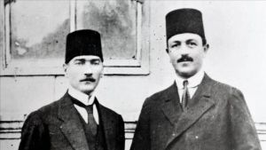 “Rauf, gördün mü… Devlet, makam ve mesnedinin kıymetini?”