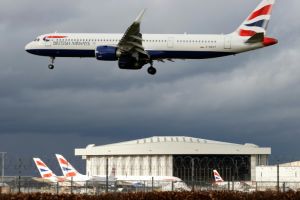 Heathrow, Gatwick Flights Grounded By NATS Air Traffic Control Technical Failure Across UK This Afternoon