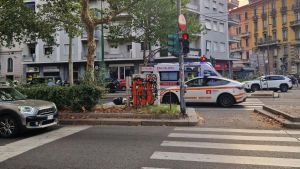 Milano, ancora un incidente nel tratto “maledetto” di viale Abruzzi: cosa chiedono i residenti per ridurre il pericolo