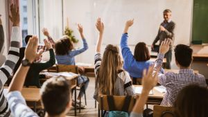 La prima campanella si avvicina: in Lombardia 7mila prof stabilizzati, ma ci sarà ancora un esercito di 25mila supplenti