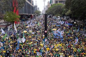 O preconceito contra o povo na rua