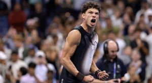 Us Open: Shelton batte Alcaraz in cinque set