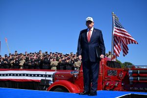 Dazi: Trump annuncia nuove tariffe al Canada, ecco come la guerra commerciale sta allontanando i due storici alleati