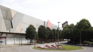 Gijón se gastará 72.000 euros en una bandera de España de 96 metros cuadrados que ondeará a 25 metros de altura