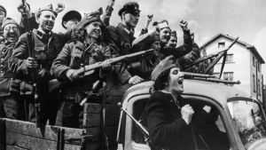 Хронология на 9 септември: Въпреки всички усилия, СССР обявява война на България и 