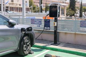 Electric car adoption will continue to slide without urgent support, Energy Ministry says