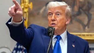 Trump promises $5,000 payout to every American adult if Republicans win midterms