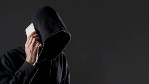 Τηλεφωνικές απάτες: Αντί να περιορίζονται… πληθαίνουν