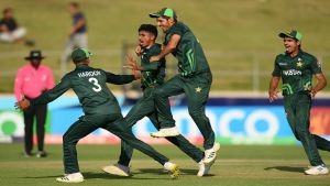 Pakistan U-19 cricketers mistaken for asylum seekers as anti-immigration protesters gather outside UK hotel